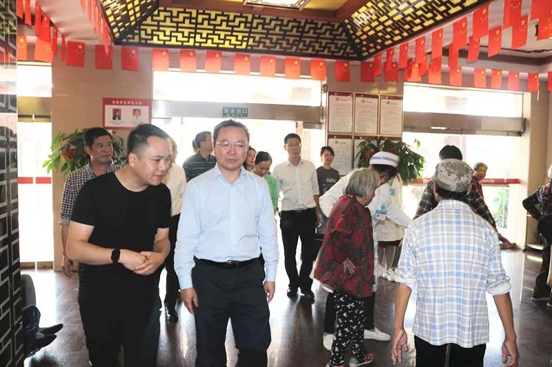 株洲市人民政府副市長楊勝躍一行蒞臨株洲海福祥養(yǎng)老護理院調研老齡健康工作