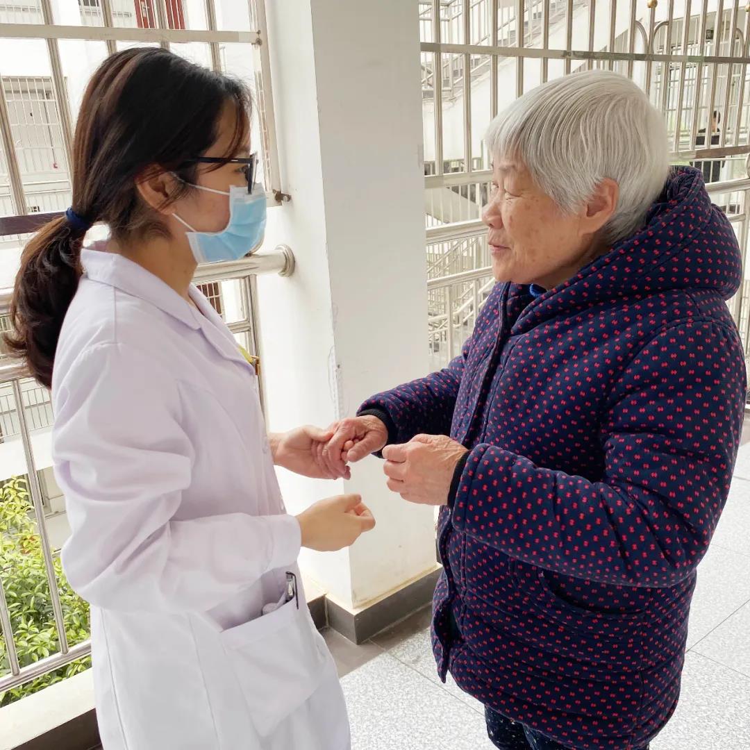 愛，讓他們積極堅守，讓長者們樂享歲月靜好