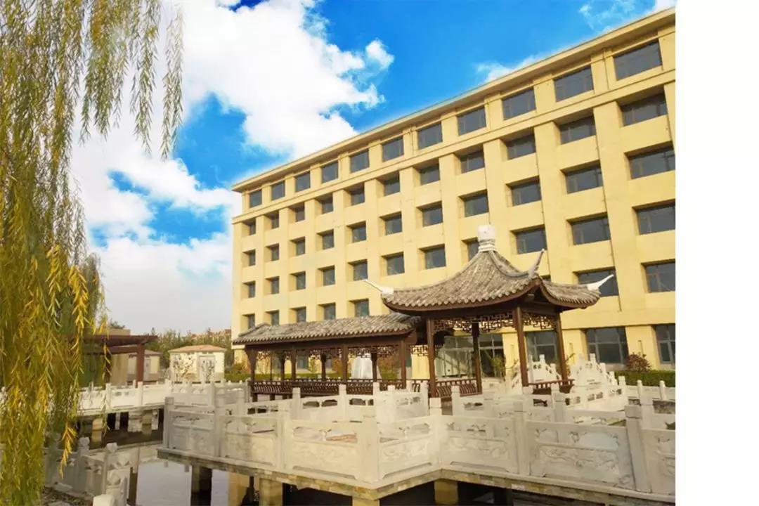 24949萬人的幸福生活哪里來？
